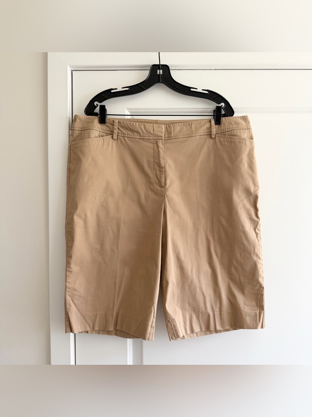 Talbots Bermuda Perfect Short in Camel Tan Brown